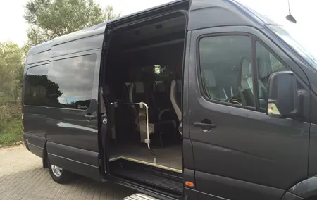 Transfer from Porto to Lisbon with stops