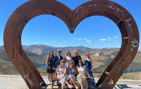 Porto: douro valey, 2 Wine regions, Sommelier, boat trip & lunch