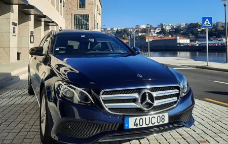 Porto to/from Douro Valley (1-8 pax) Private Transfer in Mercedes