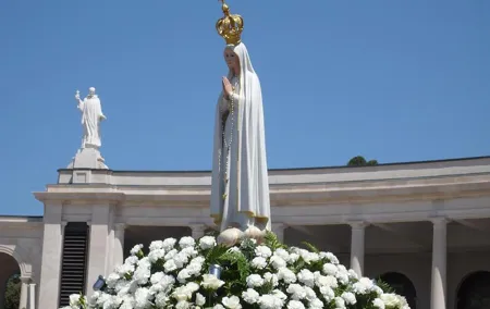 Fatima Sanctuary and Pastorinhos Village Private Tour From Porto