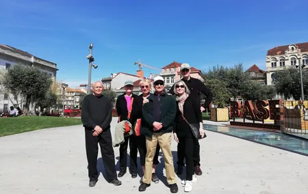 Authentic Oporto Walking Tour with Wine Tasting