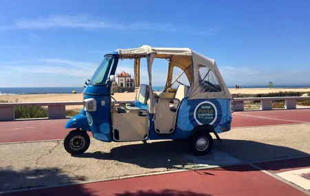 3h30 tour in Porto by Tuk Tuk