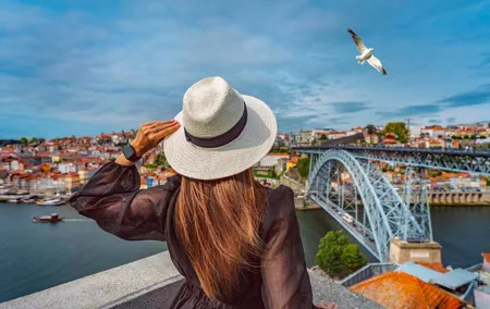 Porto Walking Tour with Audioguide on Your Smartphone