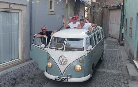 Exclusive VW Kombi tour in Porto