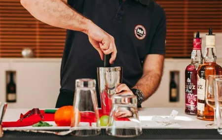 Port Wine Cocktails Workshop at Espaço Porto Cruz, Vila Nova de Gaia, Portugal