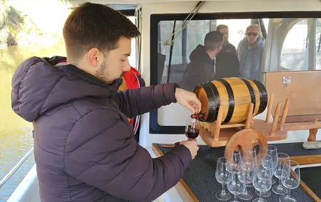 Douro Valley Tour with Train and Vinho Verde