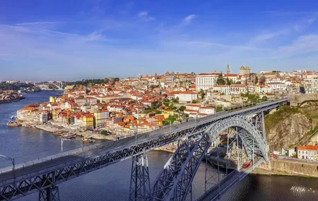 Porto: Morning City Tour with Six Bridges Cruise