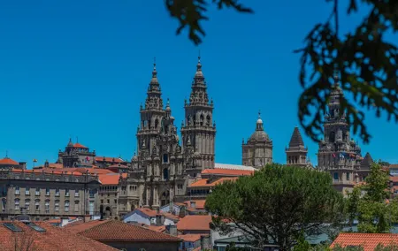 Santiago and Valença do Minho Full Day Private Tour