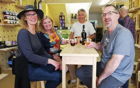 3 table wines & 5 Port wines + Tapas