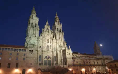 Santiago de Compostela and Cathedral Private Tour From Porto