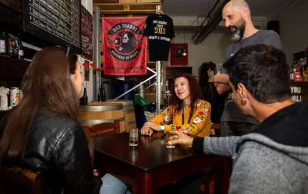 Porto: Craft Beer Tasting Tour with Local Snacks