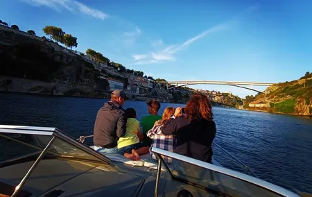 6 Bridges, Unshared,1h30m, sunset option, group price up to 6px