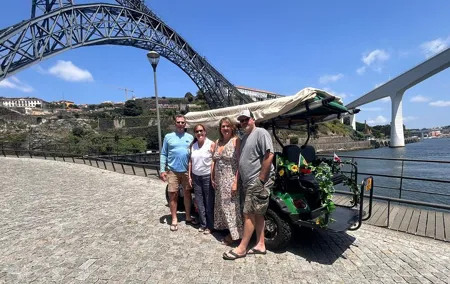 Porto Tour: Flavors of the Portuguese City in Tuk Tuk