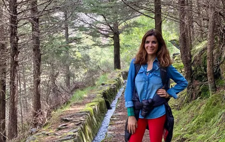 Top mountain trail adventure with local picnic - from Porto