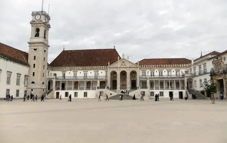 Bussaco Palace and the University of Coimbra Private Tour