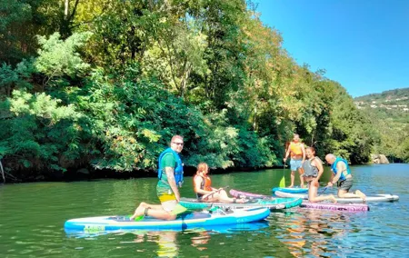 Stand Up Paddle Surf Tour in Love Island with Pick Up