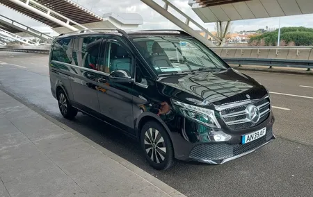 Private Airport Transfer from Porto to Braga