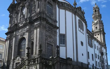 Private Return Transfer from & to Porto airport to Porto