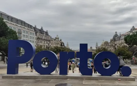 Eurovelo Cycling from Porto to Lisbon in autonomy