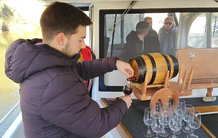 Private Douro Valley Tour with Train and Vinho Verde