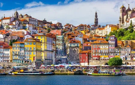 Aveiro, Coimbra and Fatima Private Tour from Oporto with pick up