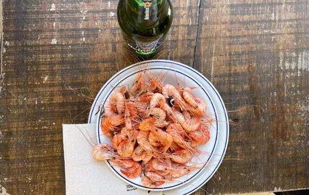 Gastronomic Experience Coast Walk and Local Restaurant