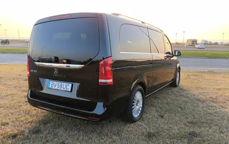 Private transfer from Porto to Porto Airport