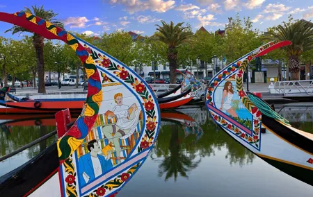 Aveiro Tour (Portuguese Venice) in Luxury SUV