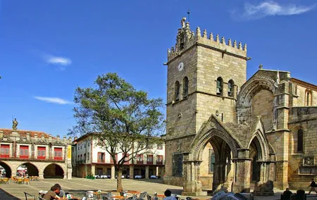 Guimaraes, The Perfect Trio: History, Food and Wine Tour
