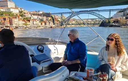 Luxury Private Douro Cruise in Porto +Tastings, Offer Wine Bottle