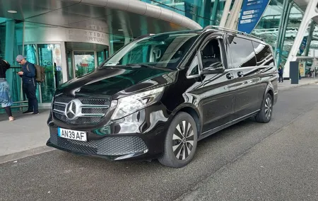 Private Airport Transfer from Porto to Lisbon