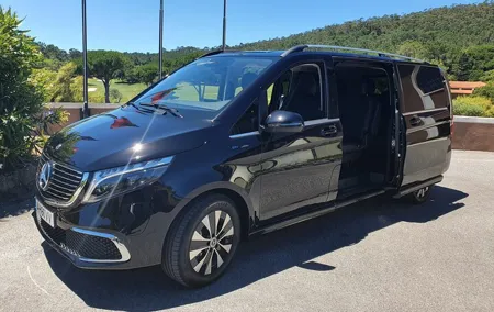 Transfer from Porto Airport to Douro Valley