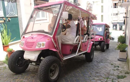 Old Lisbon : Private Guided Tour by Electric Quad & Tuk Tuk