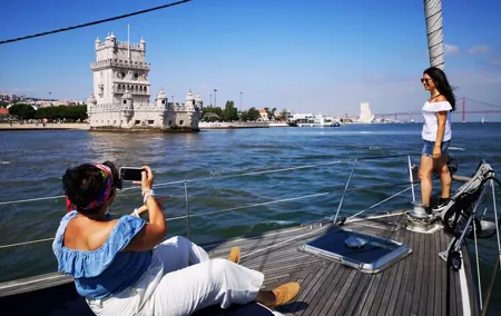 Lisbon Sailing Tour on a Luxury Sailing Yacht with 2 Drinks