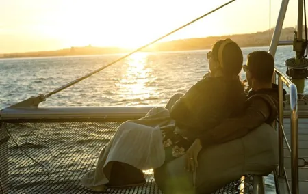 Sunset Experience: Lisbon Boat Cruise with Music and a Drink