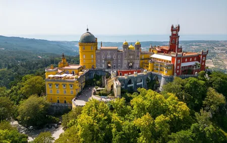 Small Group Tour: Sintra, Pena Palace, Regaleira, Roca & Cascais