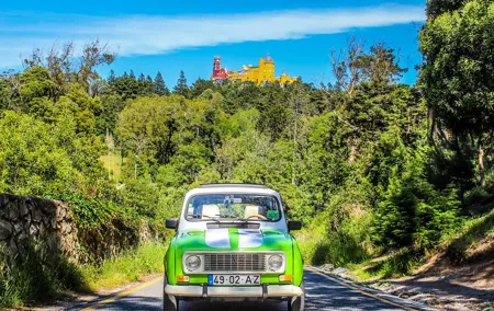 Private Local Sintra Tour: Palaces & Coast by Classic Car or Jeep