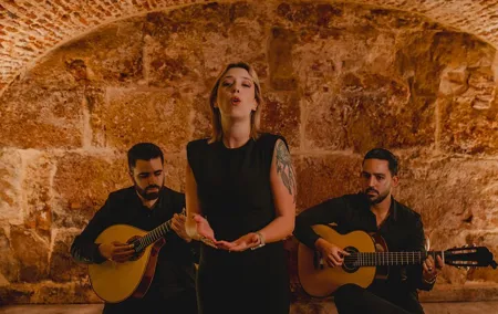Lisbon: Fado Show With Wine and History