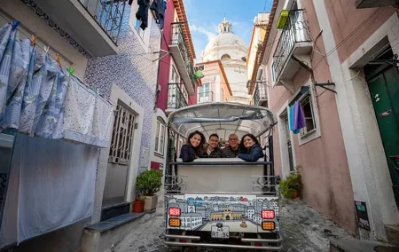 Private Half-Day Eco Tuk Tuk Tour in Lisbon