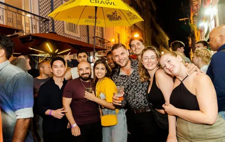 Lisbon Night Pubcrawl: 1h Open Bar, Shots and VIP Club Entry