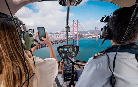 360º Lisbon: Helicopter Flight, Boat Trip and Old Town Walking