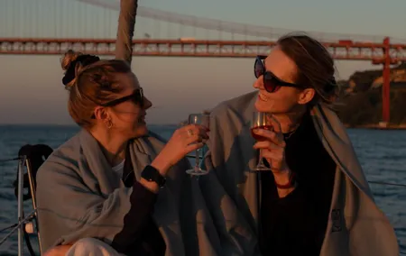 Lisbon Sunset Boat Cruise Tour With Drinks Included