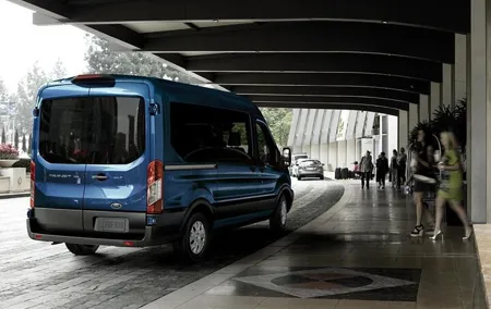Lisbon Private Transfers: Airport, Cruise, Hotel, Point to Point.