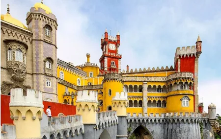 PRIVATE TOUR Full Day to Sintra, Roca Cape and Cascais