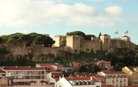 Sao Jorge Castle Guided Tour in Lisbon