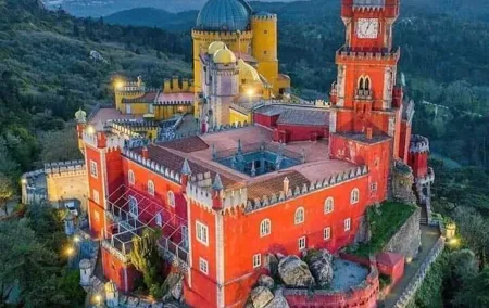Group to Pena Palace, Sintra (pass by Regaleira) and Cascais