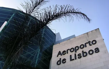 Lisbon Airport or Cruise Port: Private Arrival Transfer to hotels