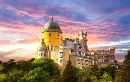 Sintra and Cascais Full-Day Private Tour