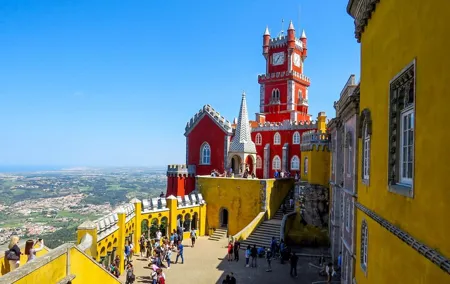 Private Sintra, Pena Palace and Cascais Day Tour