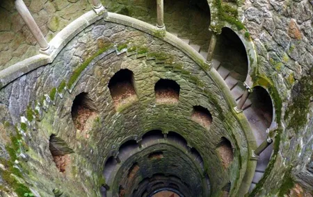 Lisbon: Sintra Town,Pena Palace, Moorish Castle& Quinta Regaleira